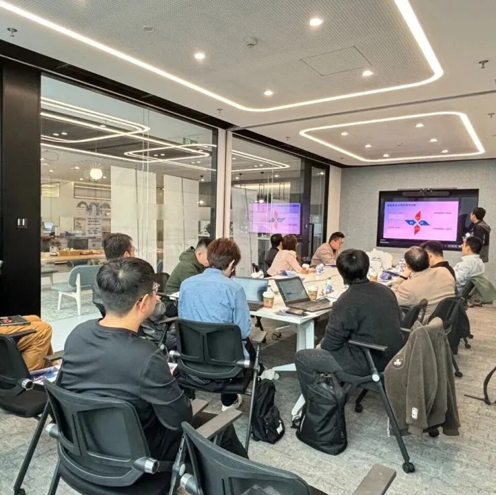 飞络AI SecOps亮相硕软智能安全运营早餐会，智启安全运营新未来