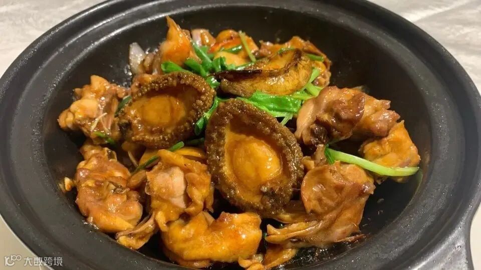 鮑魚炆雞+石頭梅花豬宴