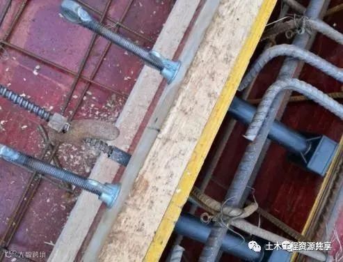 新型悬挑脚手架,重量减半,看看它如何施工?_4