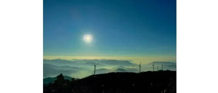 行福路享美景｜不用去川西！福建高速可达的云端风车王国，承包你的电影感大片
