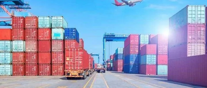 2025年跨境出海十大关键词：关税拉锯、AI夺权与大卖的口水战