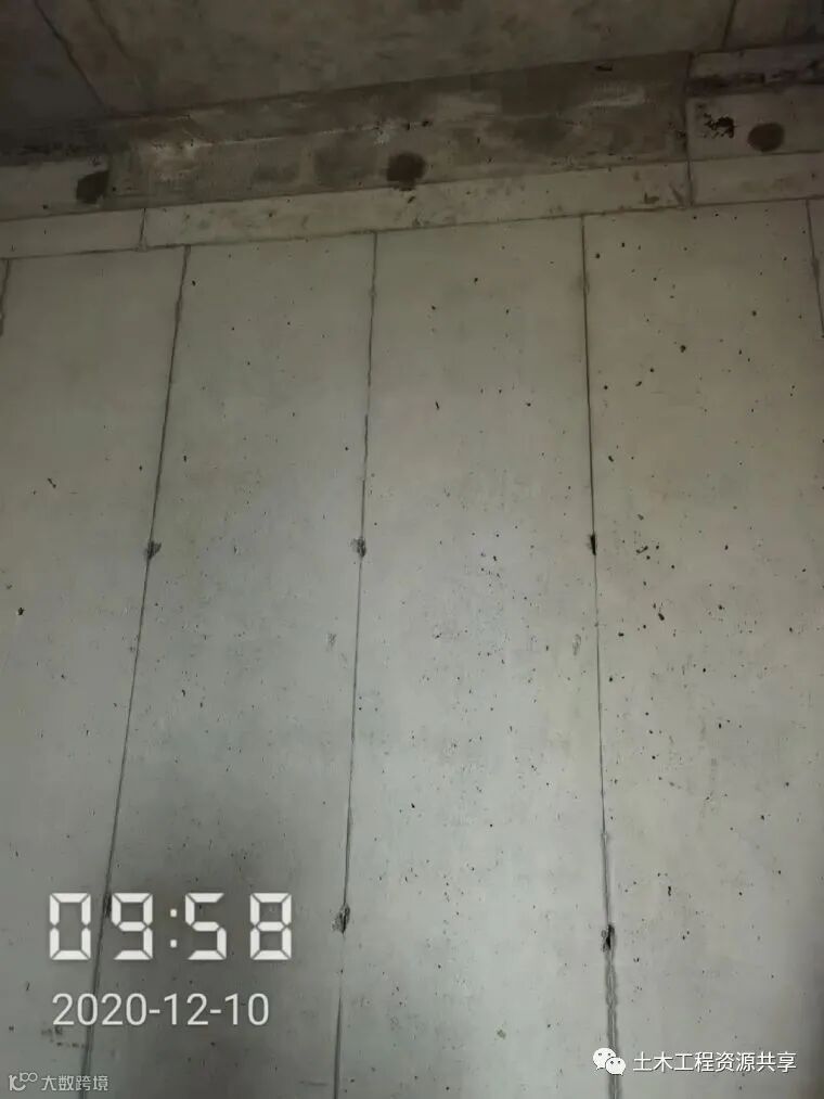 铝模施工混凝土表面为什么会有气泡孔?_3