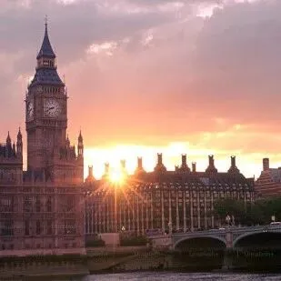 2025Q3有多少中国人拿到了英国永居之路的关键钥匙？