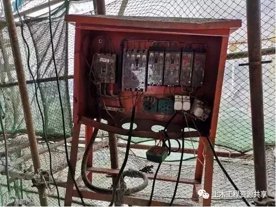 56张图片,道尽现场安全隐患,大家一起来找茬!_25