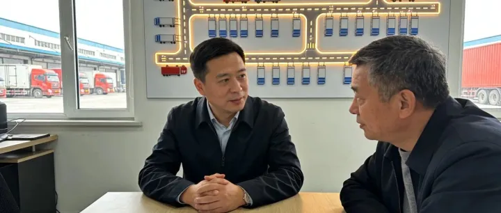 兄弟变下属，物流老板的两难局