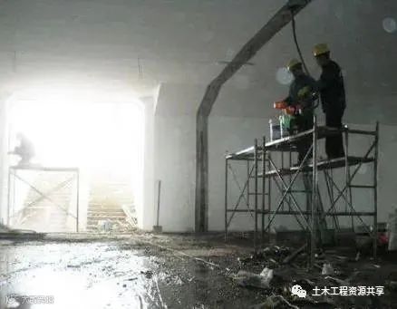 工程严重渗水4大直接原因及5种有效堵漏方案_11