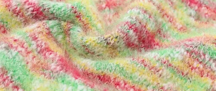 鑫广峰纺织：玉米雪花绒，1/4.9NM精细工艺，打造独特质感