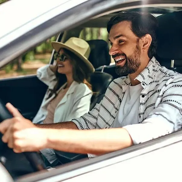 只需177迪拉姆，迪拜国际驾驶许可证即刻到手