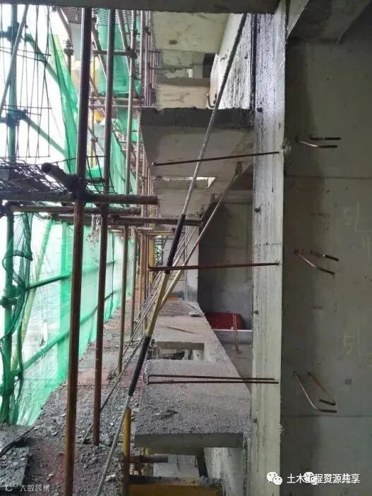 新型悬挑脚手架,重量减半,看看它如何施工?_34