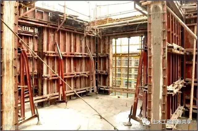 这才是鲁班奖工程,模板安装要这样做!_32