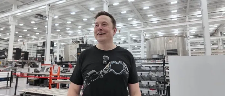 马斯克“代言”：这款视频相机如何俘获全球创作者的心？