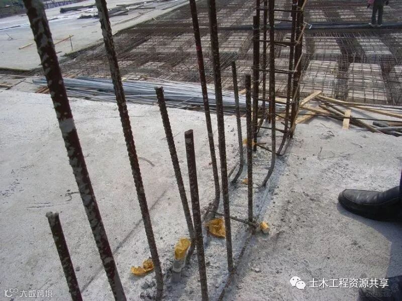 剪力墙、 暗柱纵筋位移.jpg