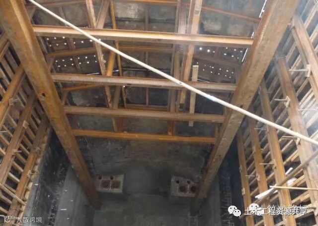 挂篮设计计算和拼装施工,你不会的都帮你整理好了_16