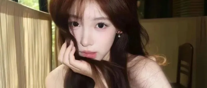 “<em>宝宝</em>，你的<em>微</em><em>信</em>id该换嘛 ”