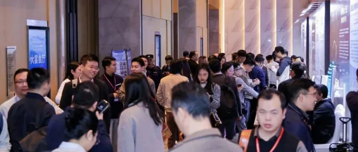 预见2026：AI眼镜中国行“期末考试”荣耀收官，千企解锁市场增量密码