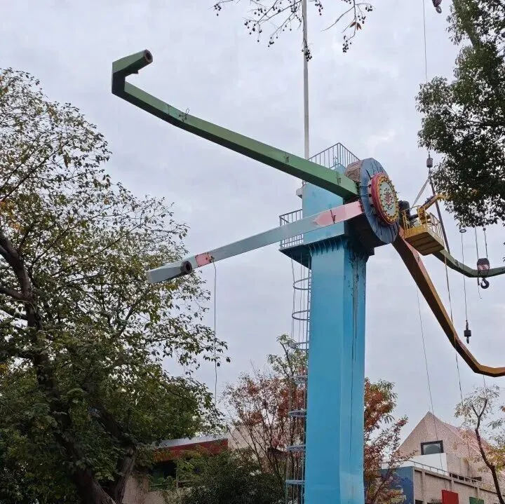 就在<em>西湖</em>边，陪了<em>杭州</em>人15年，现在拆了……