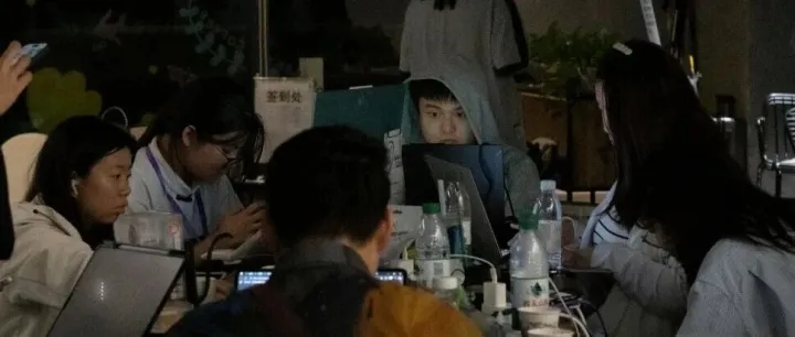 在48小时里，体验一场“感官剥夺”的游戏开发（内含获奖作品展示）