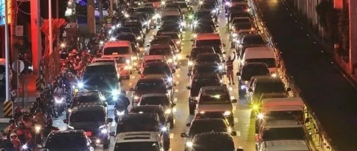 LTFRB限制假期高峰期间的网约车高峰票价