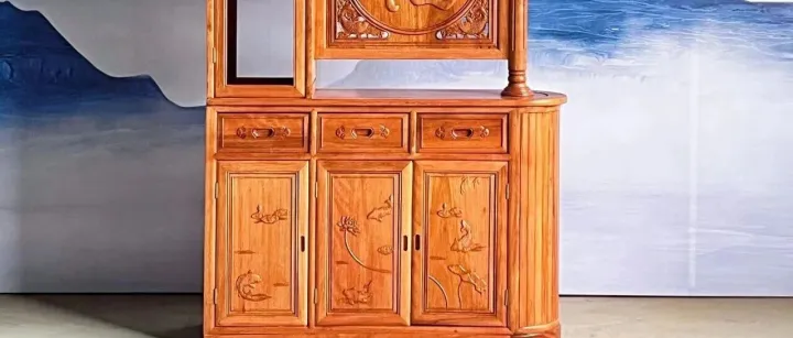 <em>金花</em>梨-花几 2025