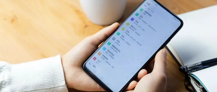 我国5G<em>移动电话</em><em>用户</em>占比超六成