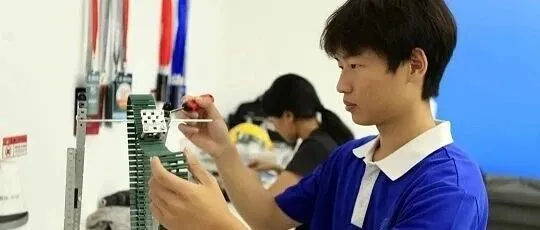 <em>中国</em>最牛00<em>后</em>，让<em>美国</em><em>科技</em>圈破防