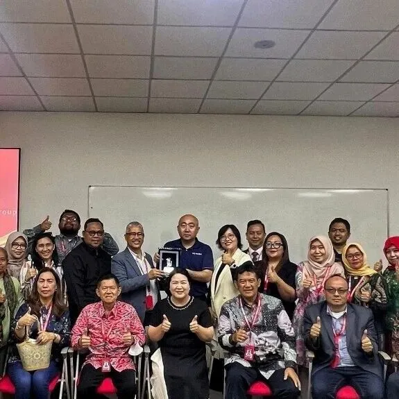 【<em>朵</em>拉动态】<em>朵</em>拉携手印尼讲师协会（ADI）中印尼产教合作再添新动能！