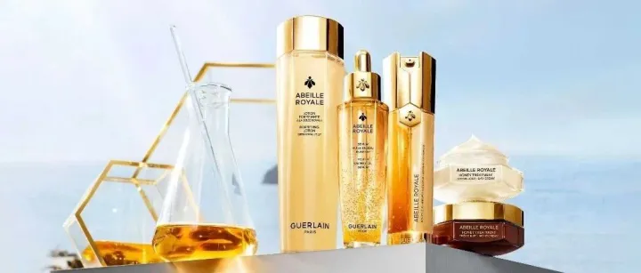 娇<em>兰</em> | 娇享「金」致<em>假日</em>