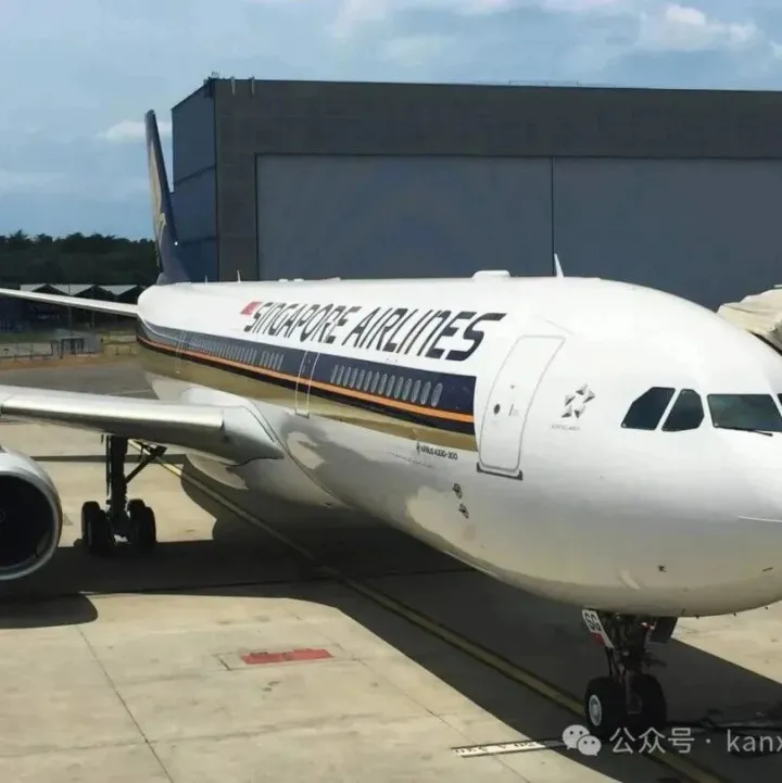 坐飞机等两天？新航回程航班连续3次推迟，延误近38小时