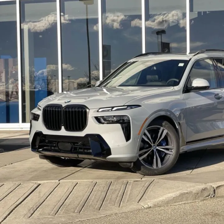 2026【CA】寶馬X7 xDrive 40i 越野車-9223172海外現車預定後(4-8周到港)$156.230