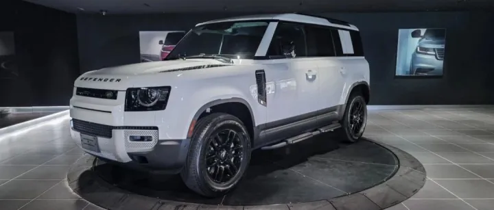 2025【CA】 Defender 110 s 全輪驅動 越野<em>車</em> - 訂製<em>車</em>輛(4-8周或16周)基礎<em>車</em>價:$89,300