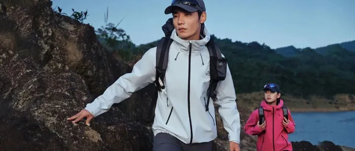 和文物大盗到底有没有关系？“始祖鸟平替”的品牌源起罗生门