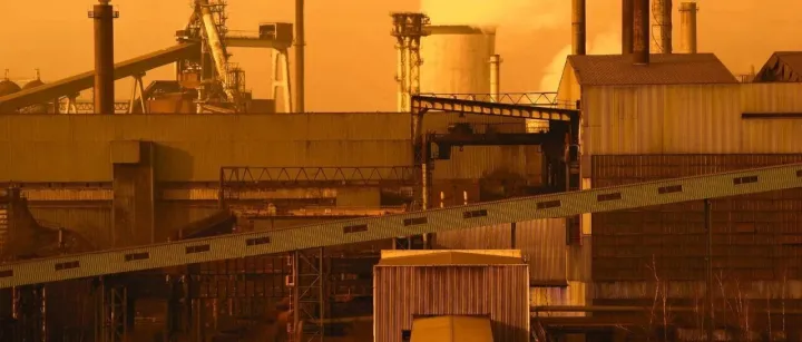 重组+出海+百亿投建，钢铁产业多元升级