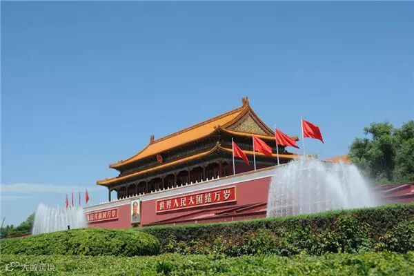 天安门广场.jpg