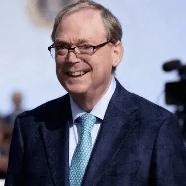 <em>特</em>朗普暗示哈<em>塞</em>特将接任美联储主席，再次批评鲍威尔应该降息