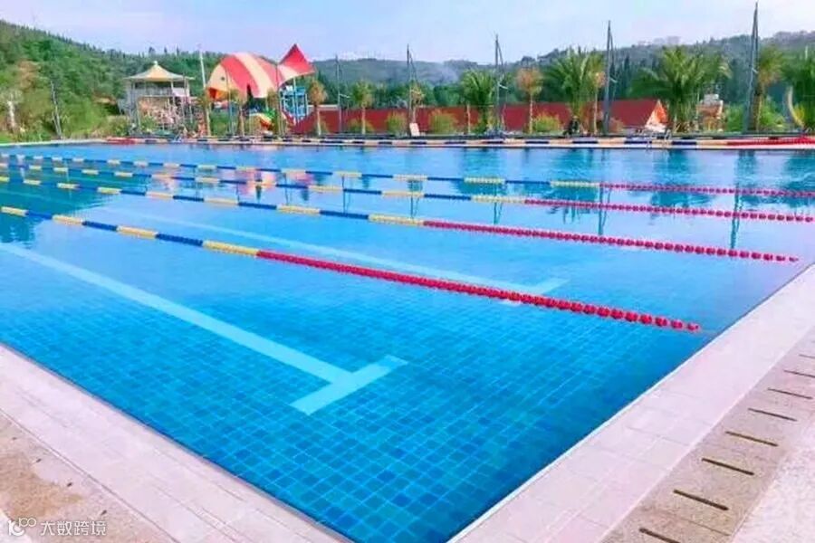 泳池-2.jpg