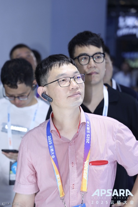 截屏2025-11-12 12.06.57.png