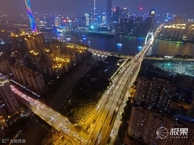 大疆 精灵3 标准版 无人机