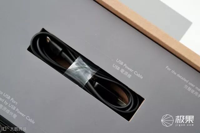 明基(BenQ)ScreenBar智能阅读屏幕挂灯