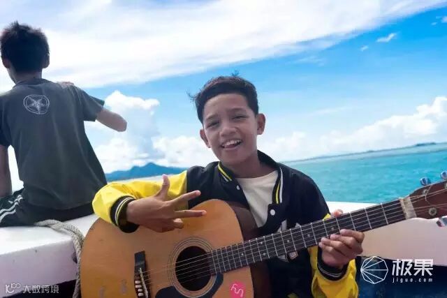 魔声 Backfloat 蓝牙音箱