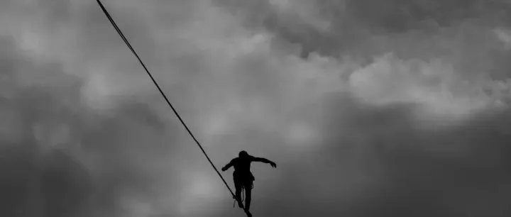 特别策划 | 濮存昕外孙女出道被嘲：星二代的“世袭”，切断了谁的路？