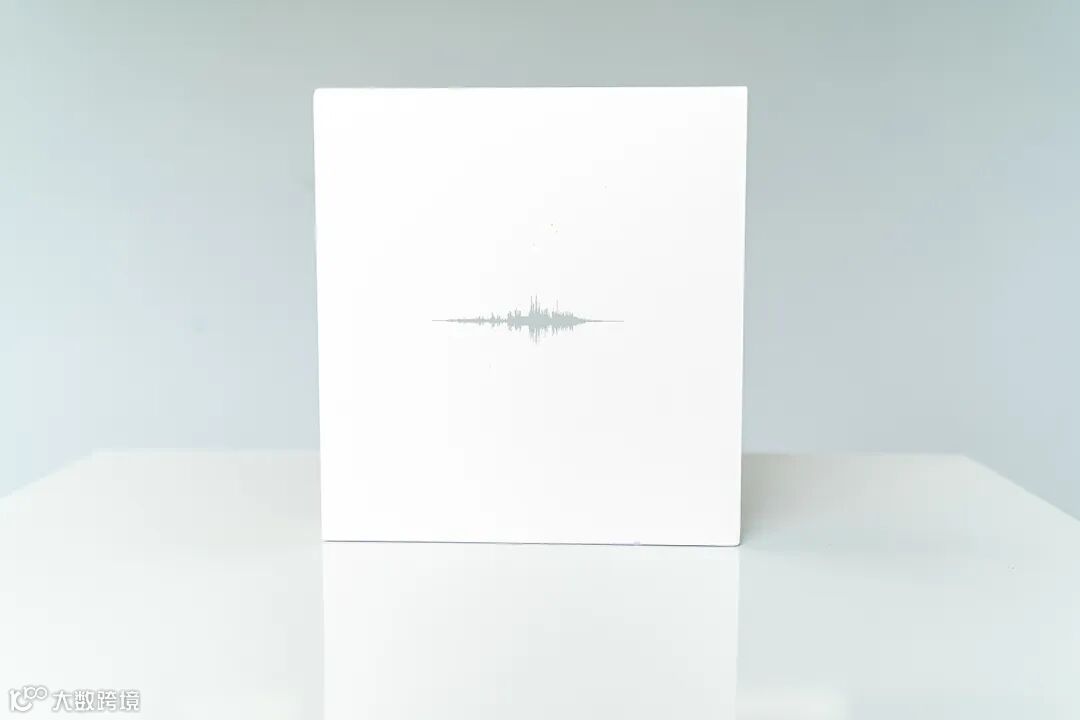 颜值性能兼具,忘却充电烦恼:这耳机满足我日常通勤、娱乐需要!