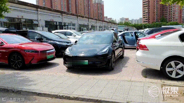 特斯拉销量崩了!4月全球销量暴跌43%,中国市场仅卖出1万辆...