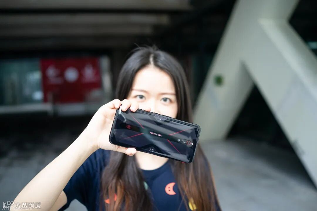 努比亚红魔5G游戏手机