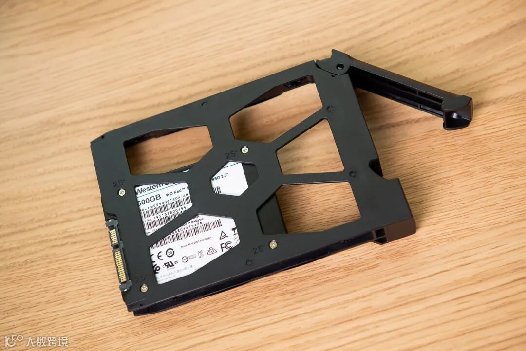 西部数据(WD)Red™系列网络储存硬盘