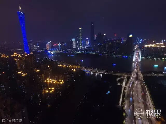 大疆 精灵3 标准版 无人机