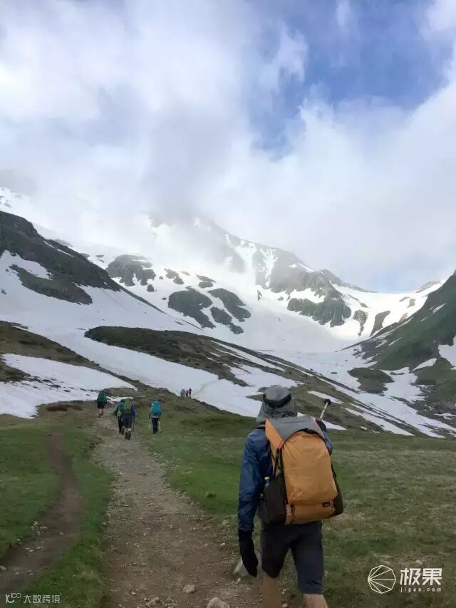 Suunto Traverse Alpha 腕表