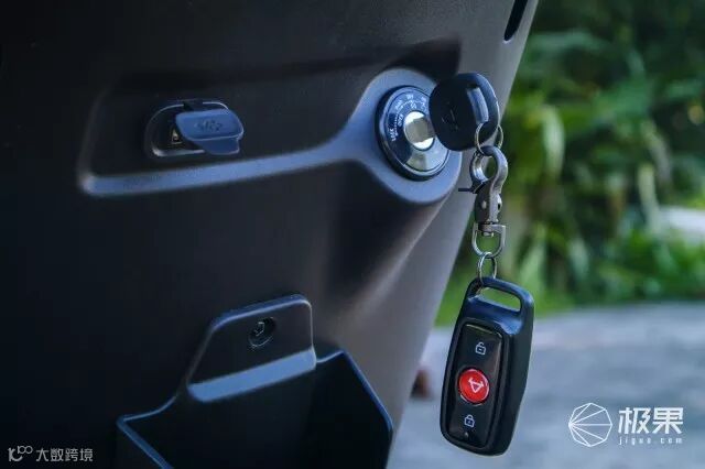 动力强劲续航长久,小牛电动车M+PRO也能有推背感