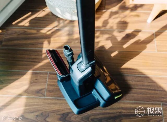 凯驰(Karcher)VC4i手持无绳充电吸尘器