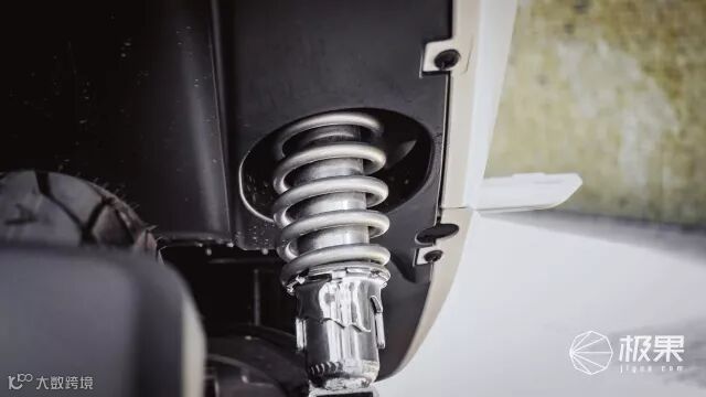 森蓝O2电动摩托车