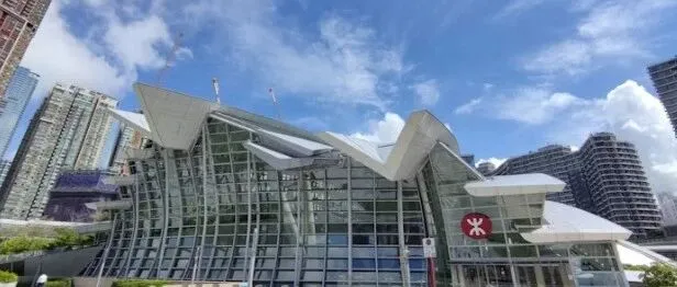 汉顿摩根跨境桥：加拿大体育场馆设备制造项目出售